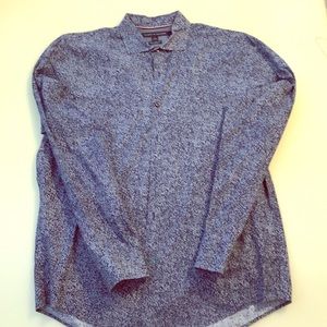 Tommy Hilfiger long sleeve button down shirt